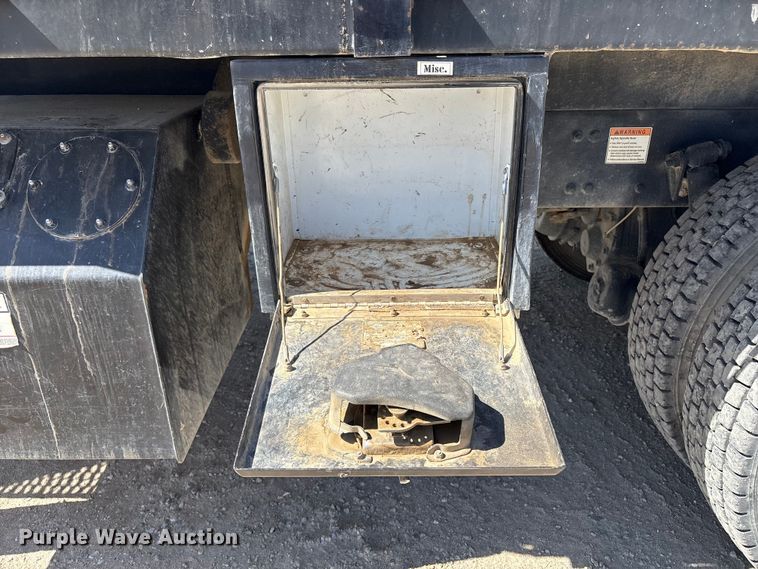 image for item EC8054 2014 Freightliner M2106 crane truck