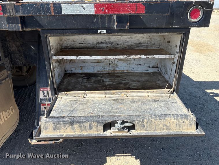 image for item EC8054 2014 Freightliner M2106 crane truck