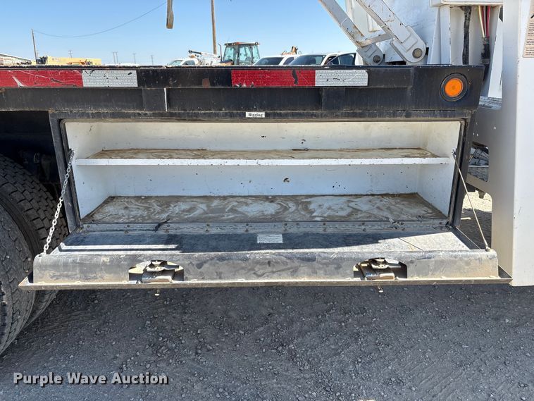 image for item EC8054 2014 Freightliner M2106 crane truck