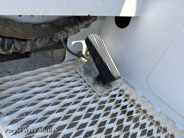 image for item EC8054 2014 Freightliner M2106 crane truck