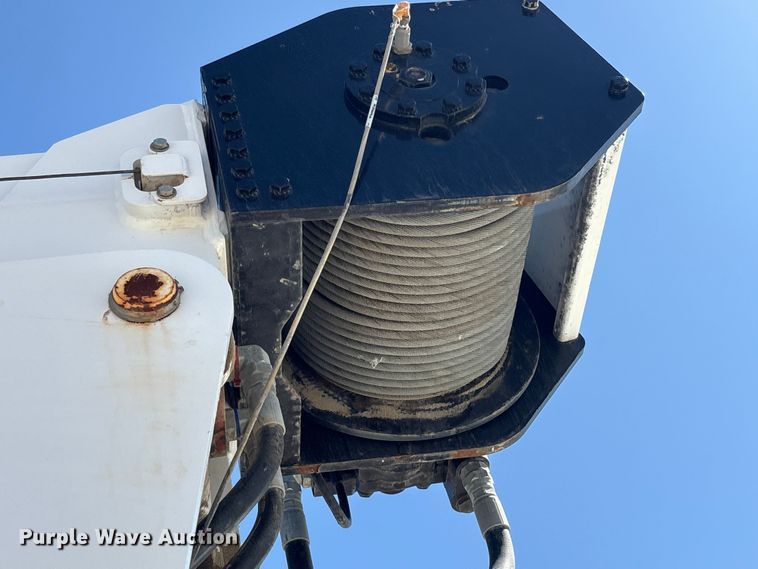 image for item EC8054 2014 Freightliner M2106 crane truck