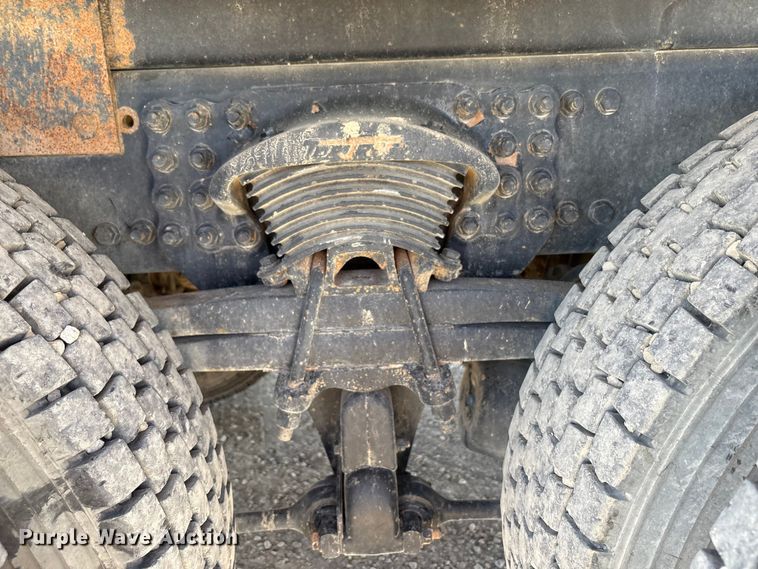 image for item EC8054 2014 Freightliner M2106 crane truck