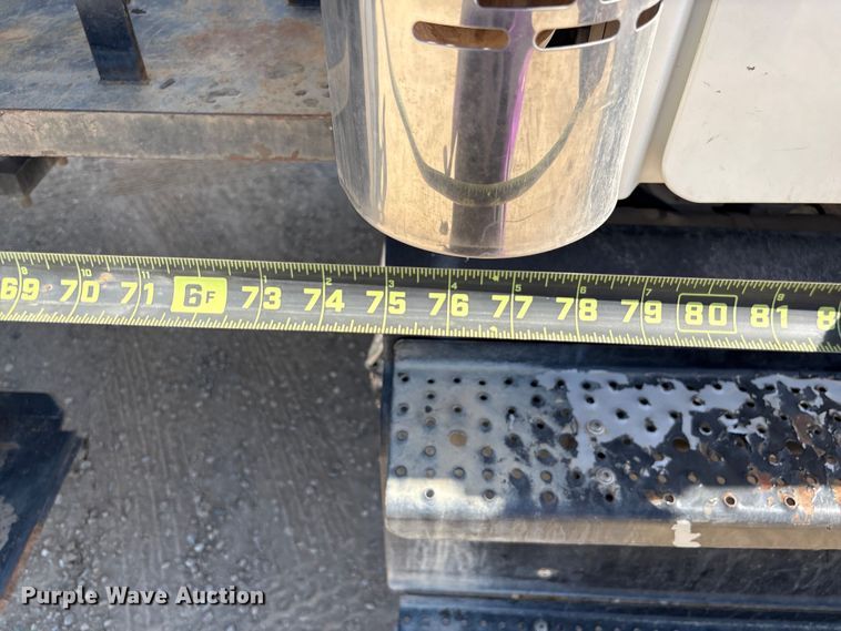 image for item EC8054 2014 Freightliner M2106 crane truck