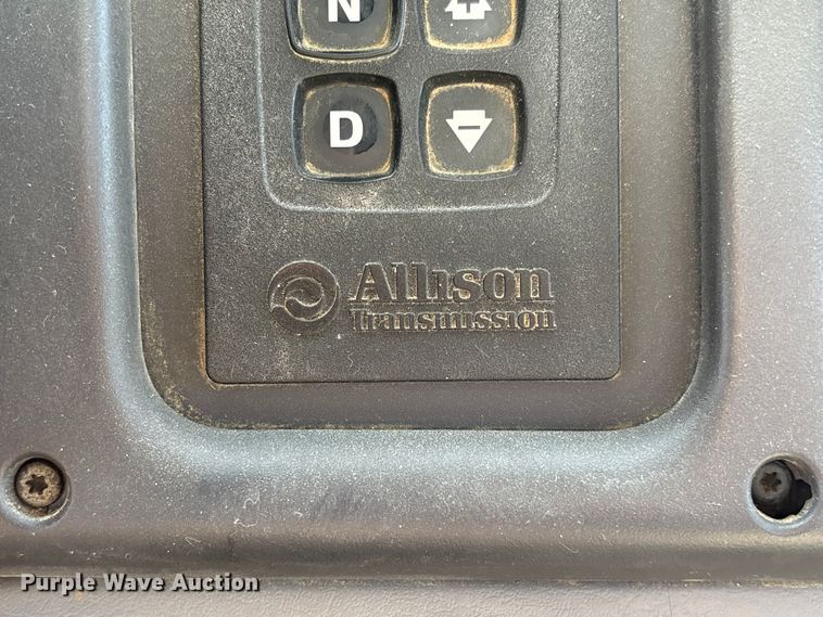 image for item EC8054 2014 Freightliner M2106 crane truck