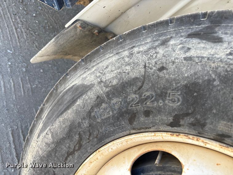 image for item EC8054 2014 Freightliner M2106 crane truck