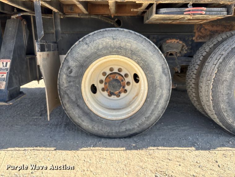 image for item EC8054 2014 Freightliner M2106 crane truck