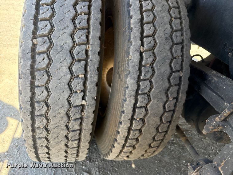 image for item EC8054 2014 Freightliner M2106 crane truck