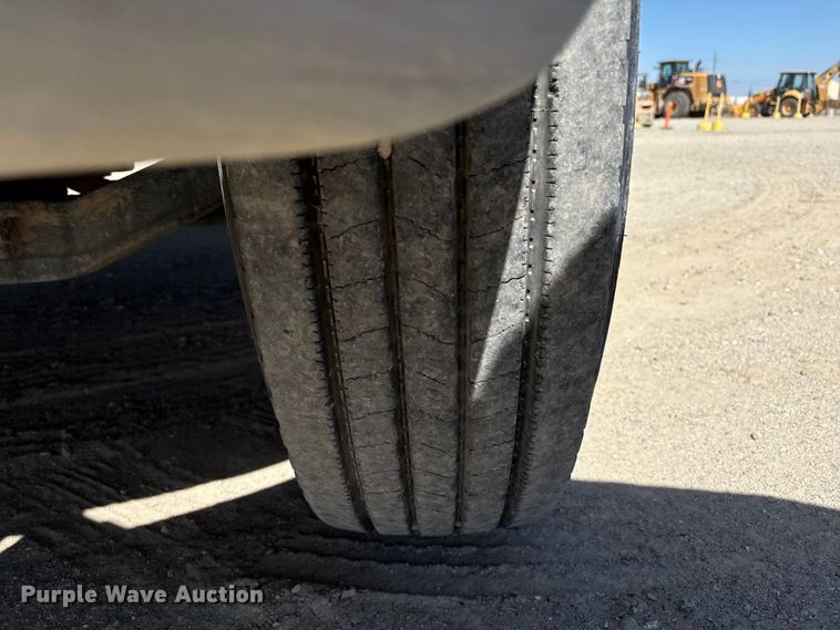 image for item EC8054 2014 Freightliner M2106 crane truck