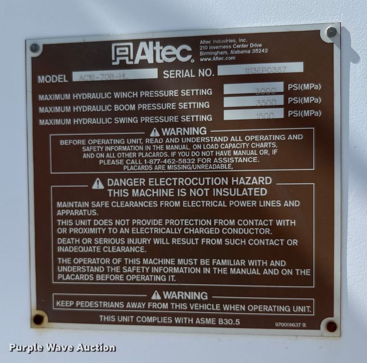 image for item EC8054 2014 Freightliner M2106 crane truck