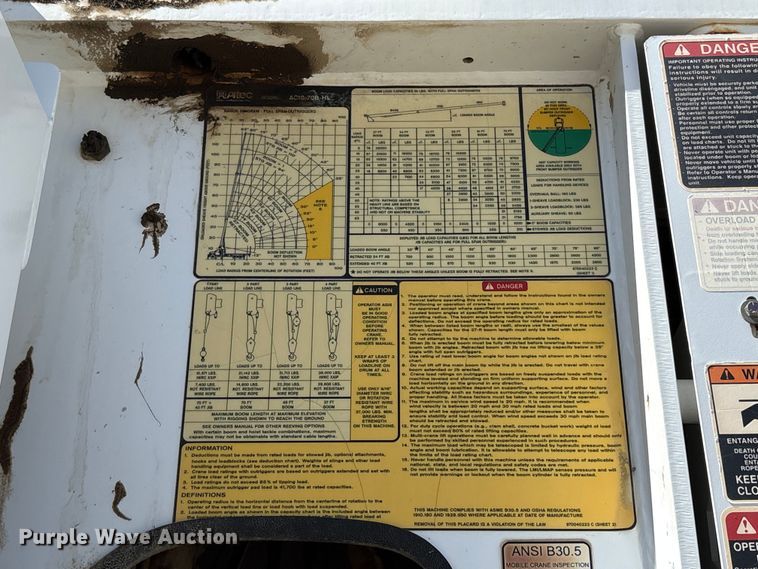 image for item EC8054 2014 Freightliner M2106 crane truck