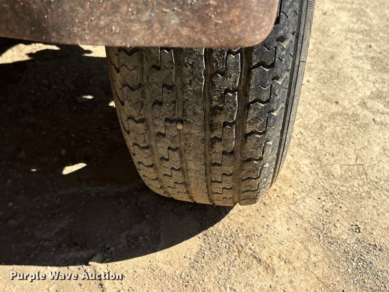 image for item EC8056 2007 Brock's utility trailer