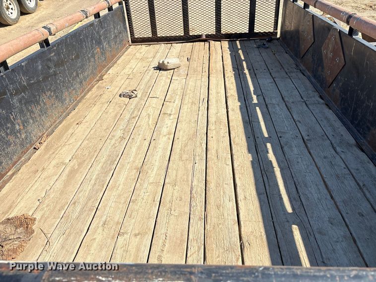 image for item EC8057 2011 PJ Trailers utility trailer