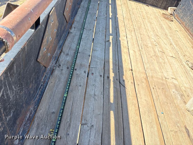 image for item EC8057 2011 PJ Trailers utility trailer