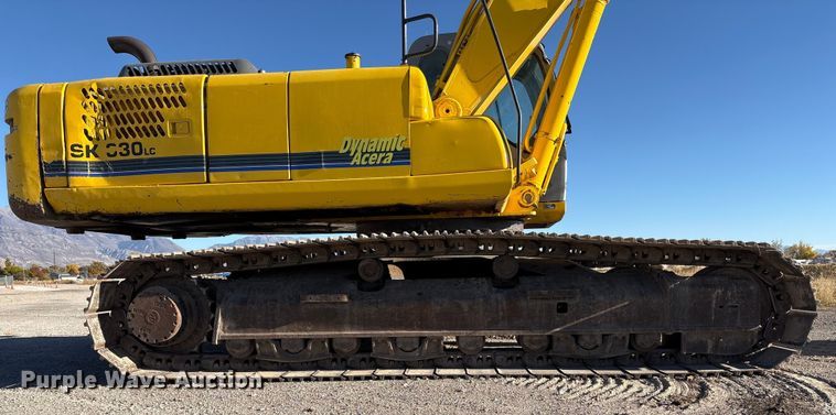 image for item EC8121 2002 Kobelco SK330LC excavator