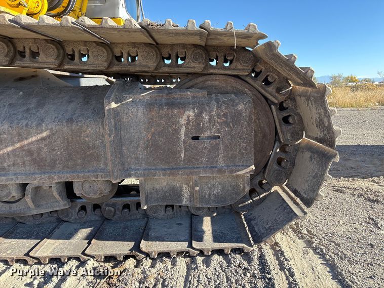 image for item EC8121 2002 Kobelco SK330LC excavator