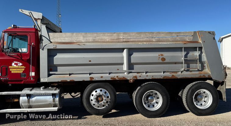 image for item ED1554 1999 Mack CH613 dump truck