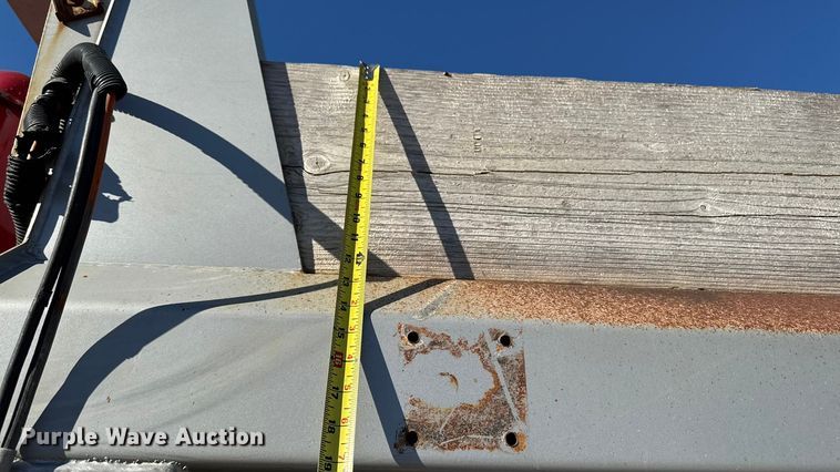 image for item ED1554 1999 Mack CH613 dump truck