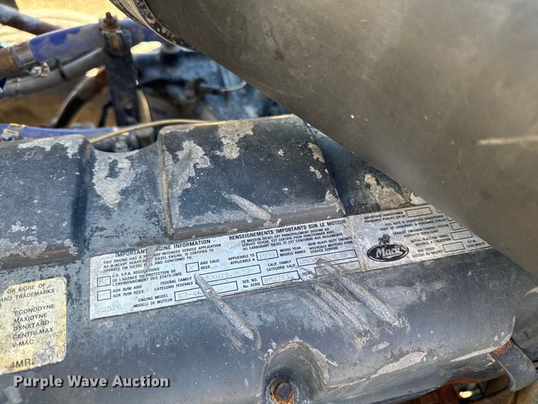 image for item ED1554 1999 Mack CH613 dump truck