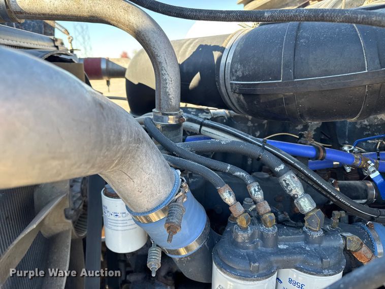 image for item ED1554 1999 Mack CH613 dump truck