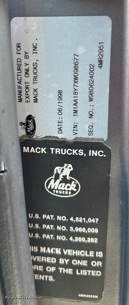 image for item ED1554 1999 Mack CH613 dump truck