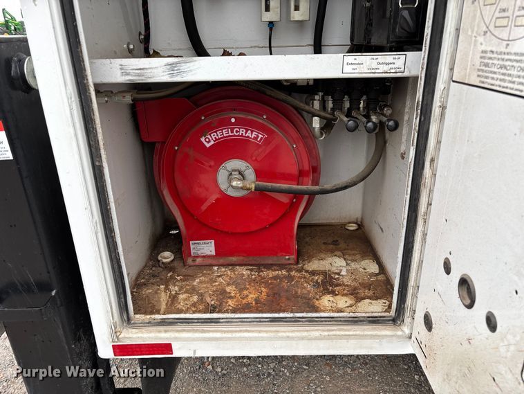 image for item ED2289 2018 RAM 5500HD utility / service truck