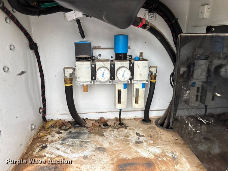 image for item ED2289 2018 RAM 5500HD utility / service truck