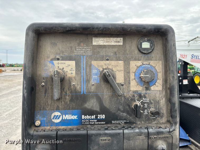 image for item ED2289 2018 RAM 5500HD utility / service truck