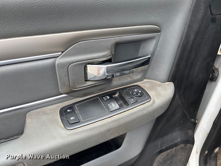 image for item ED2289 2018 RAM 5500HD utility / service truck