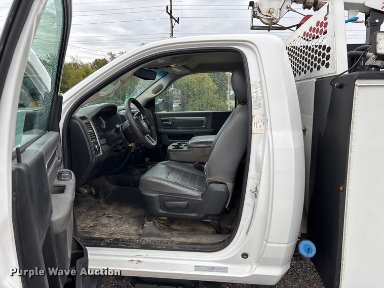 image for item ED2289 2018 RAM 5500HD utility / service truck