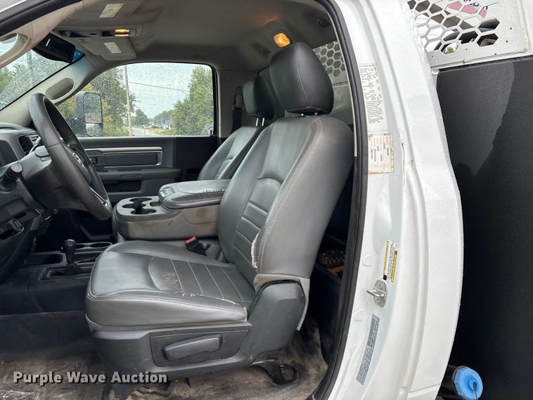 image for item ED2289 2018 RAM 5500HD utility / service truck