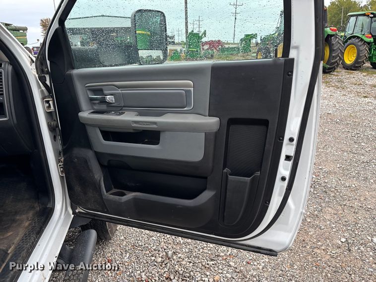 image for item ED2289 2018 RAM 5500HD utility / service truck