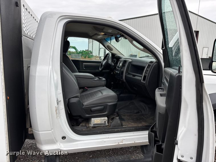image for item ED2289 2018 RAM 5500HD utility / service truck