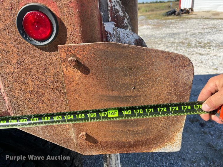 image for item ED2304 2000 International 4900 dump truck