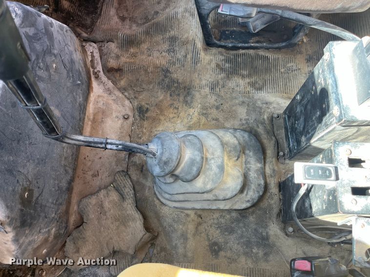 image for item ED2304 2000 International 4900 dump truck