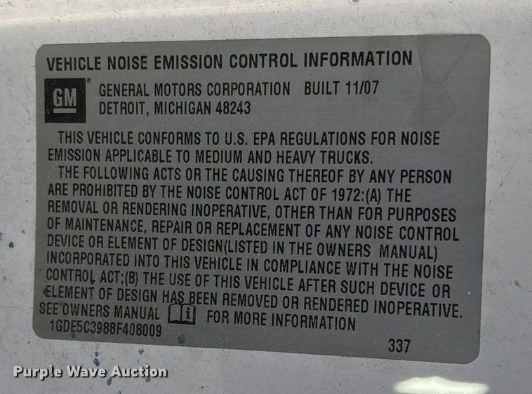 image for item ED2337 2008 GMC C5500 chipper truck