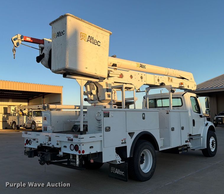 CAMIóN CON CANASTILLA 2019 FREIGHTLINER ALTEC