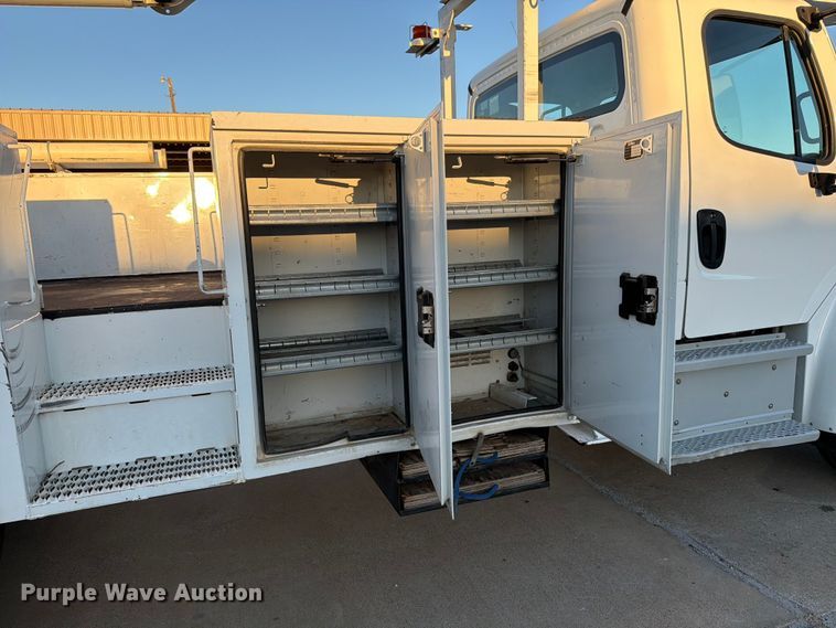 image for item ED4990 2019 Freightliner Business Class M2 bucket truck