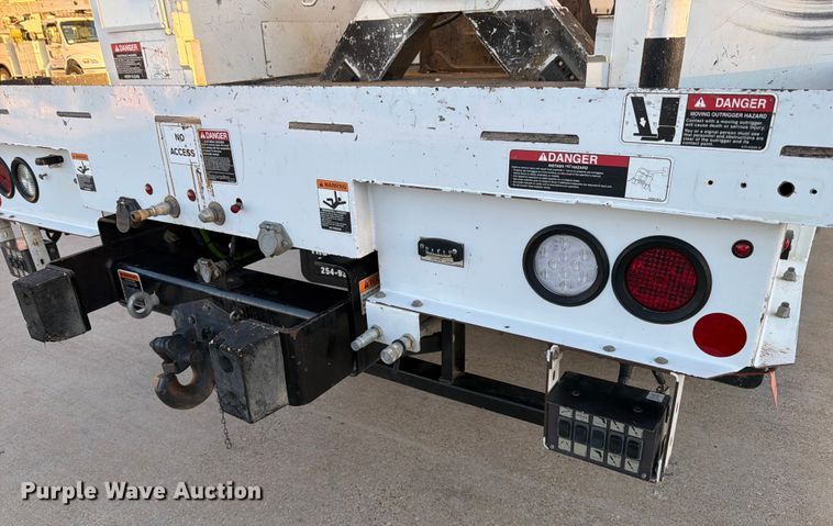 image for item ED4990 2019 Freightliner Business Class M2 bucket truck