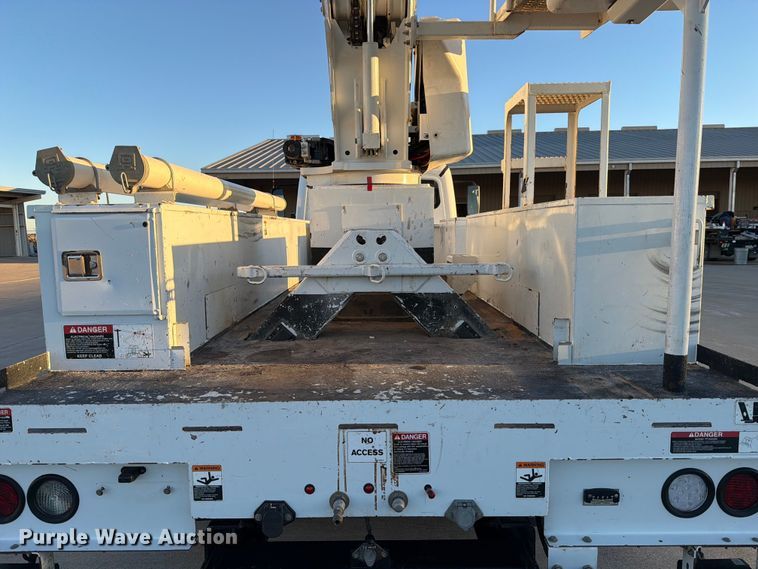 image for item ED4990 2019 Freightliner Business Class M2 bucket truck