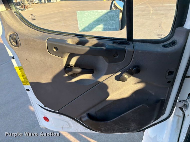 image for item ED4990 2019 Freightliner Business Class M2 bucket truck