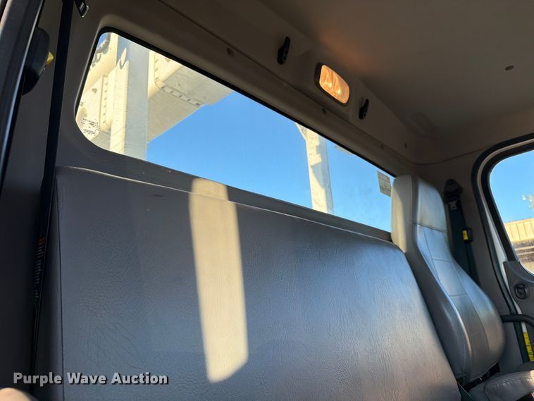 image for item ED4990 2019 Freightliner Business Class M2 bucket truck