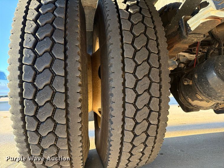 image for item ED4990 2019 Freightliner Business Class M2 bucket truck