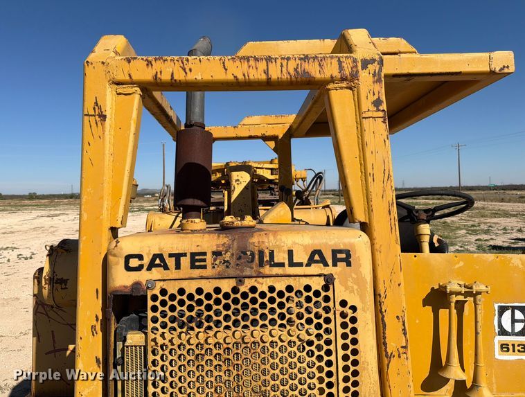 image for item ED4998 1972 Caterpillar 613 elevating scraper