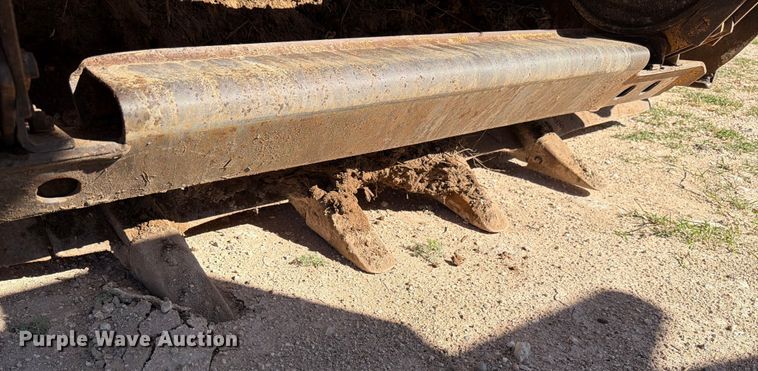 image for item ED4998 1972 Caterpillar 613 elevating scraper