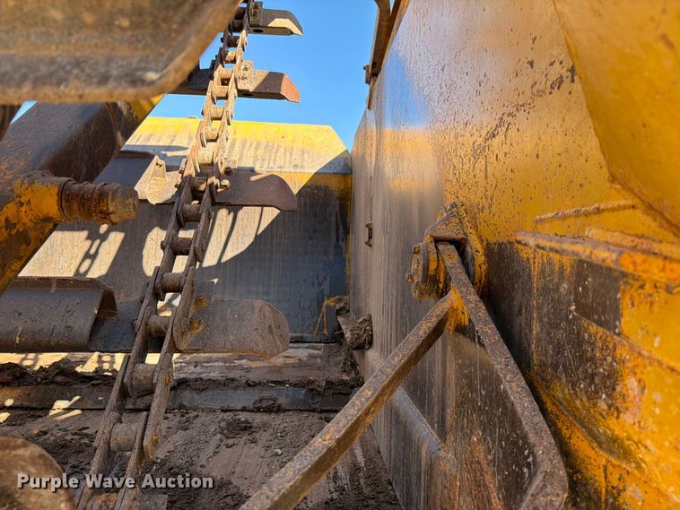 image for item ED4998 1972 Caterpillar 613 elevating scraper