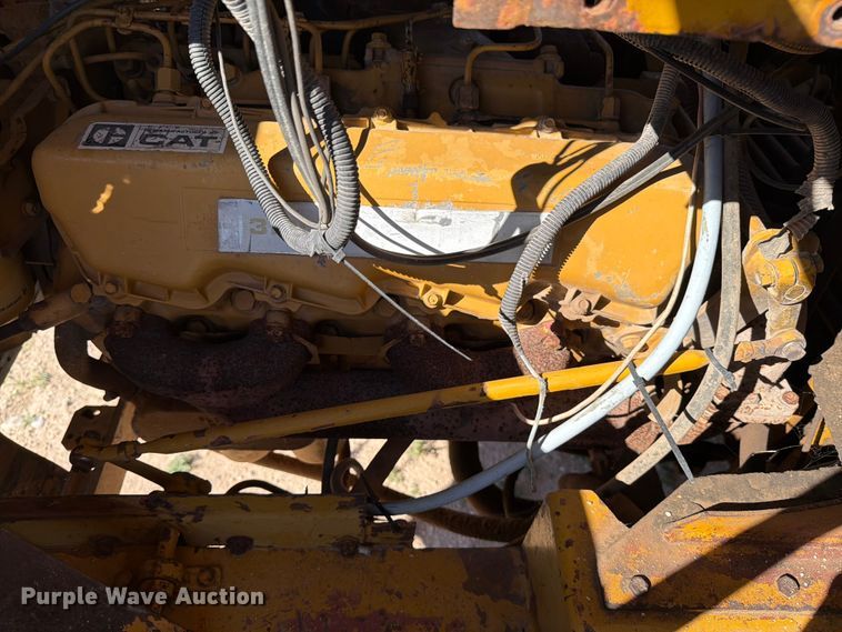 image for item ED4998 1972 Caterpillar 613 elevating scraper