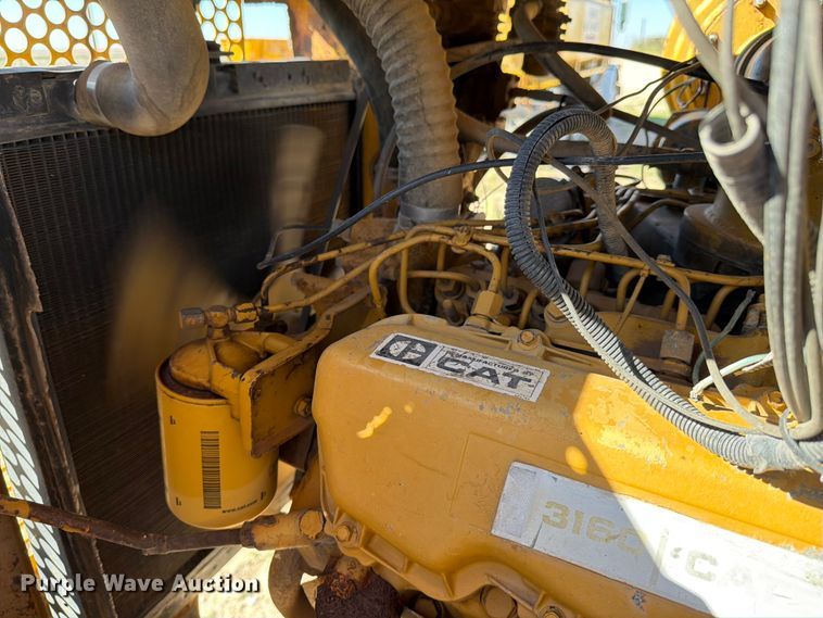 image for item ED4998 1972 Caterpillar 613 elevating scraper