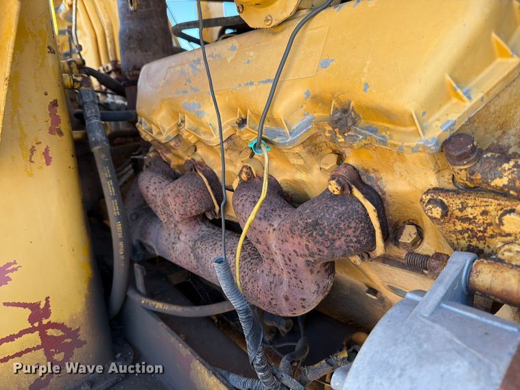 image for item ED4998 1972 Caterpillar 613 elevating scraper