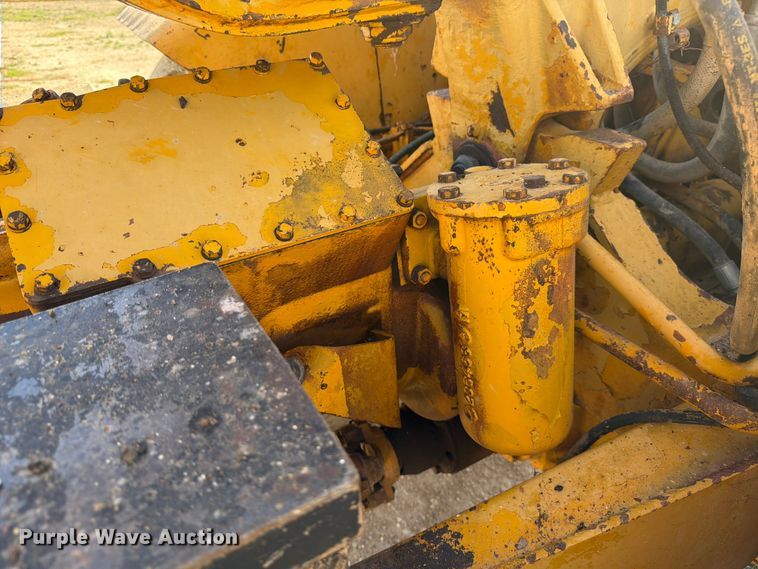 image for item ED4998 1972 Caterpillar 613 elevating scraper