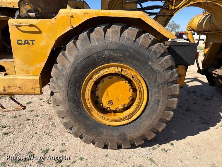 image for item ED4998 1972 Caterpillar 613 elevating scraper